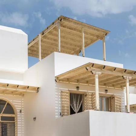 Dom wakacyjny Mylopotas With Sea View