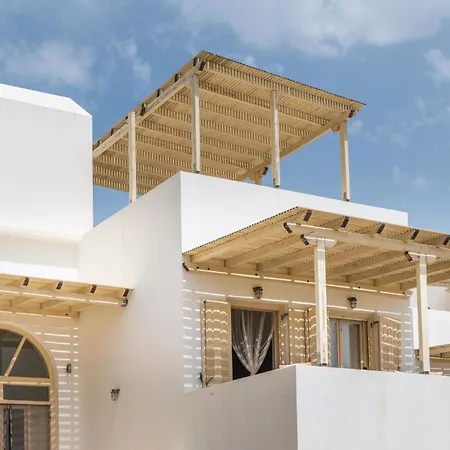 Dom wakacyjny Mylopotas With Sea View *