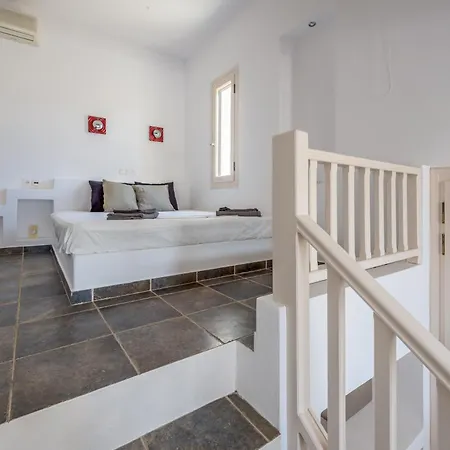 Mylopotas With Sea View