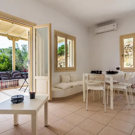 Dom wakacyjny Mylopotas With Sea View