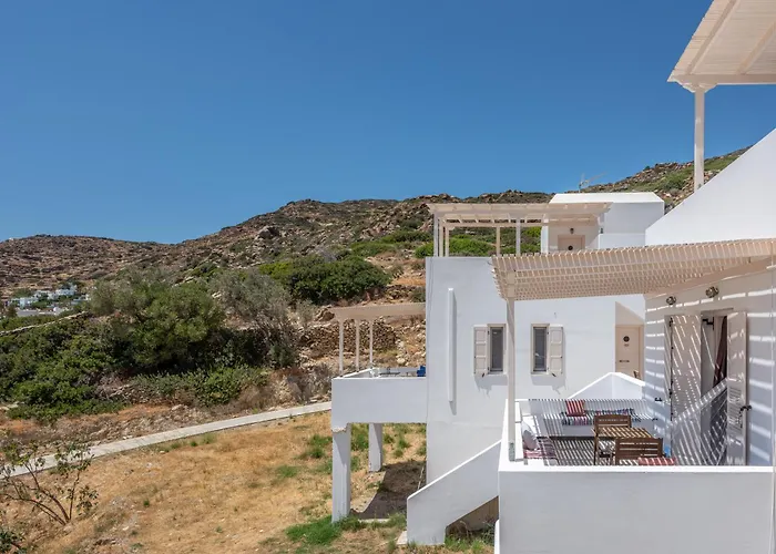 別荘 Mylopotas With Sea View イオス島 チョーラ